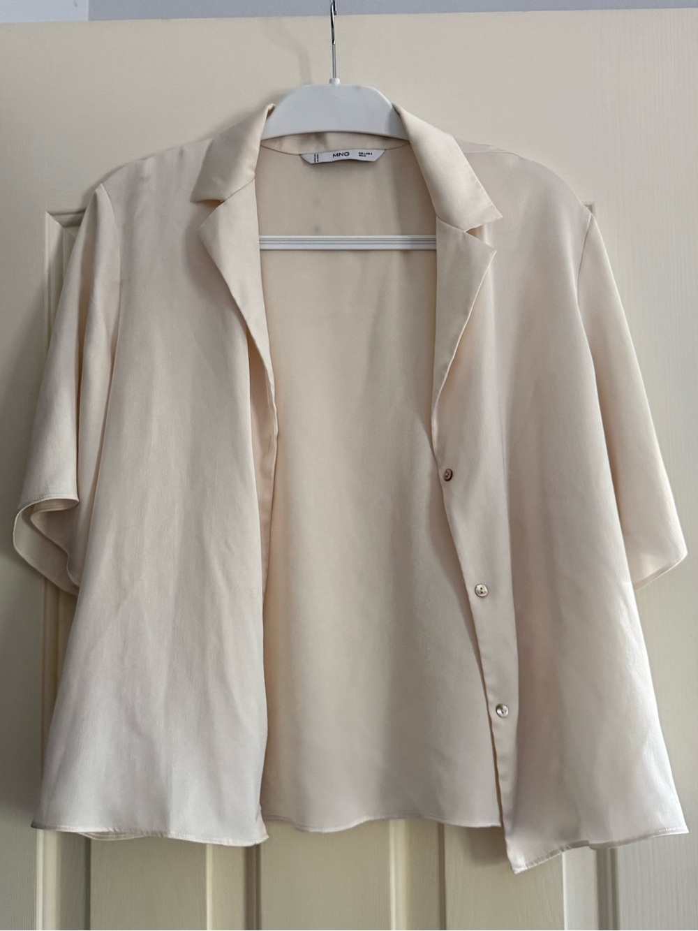 MANGO - women's Cream Button Front Shirt